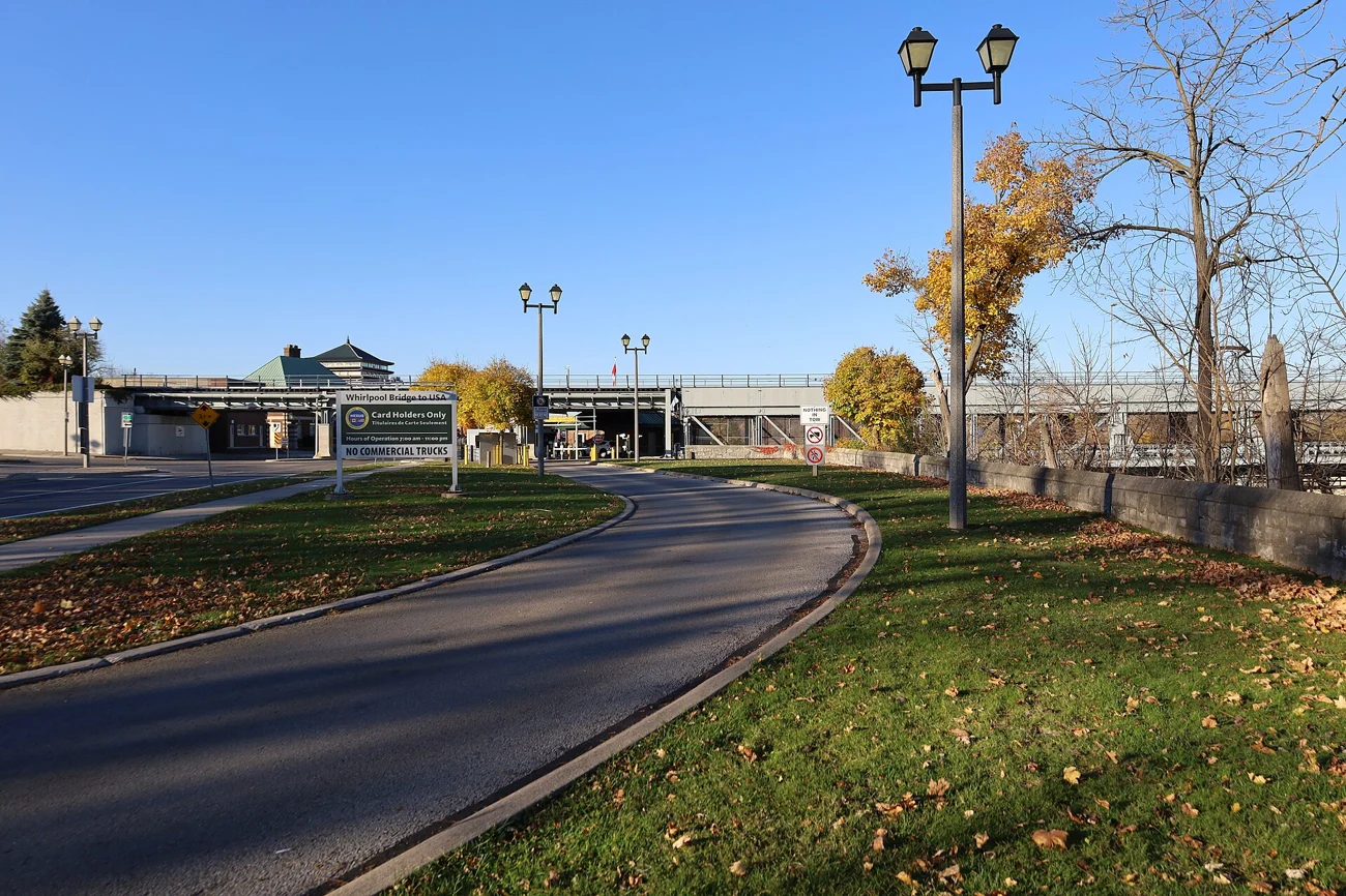 Hamilton escarpment and harbour, pickup point for the Niagara Falls boat run